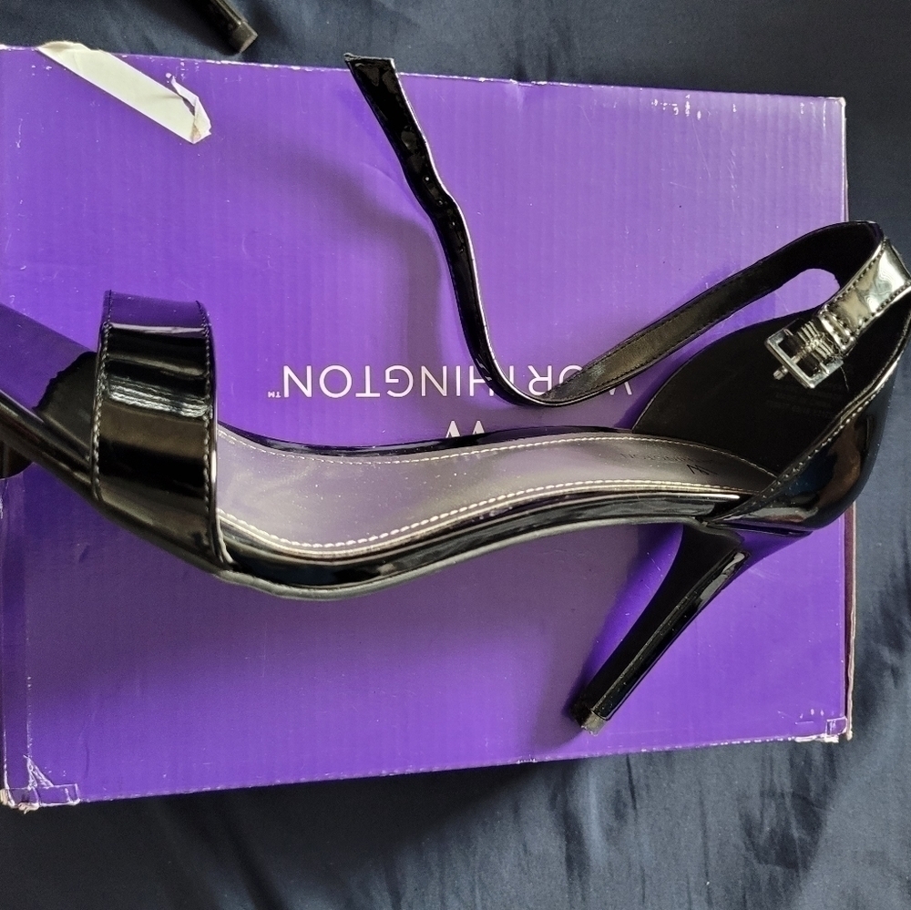 𝅺patent leather Sandals - Picture 6 of 11